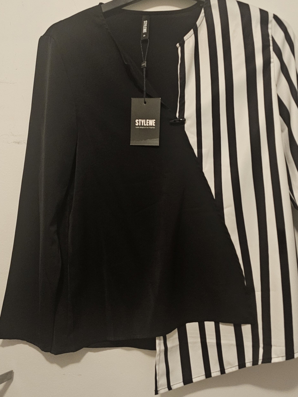 STYLEWE Black and White Asymmetric Striped Panel Skirt